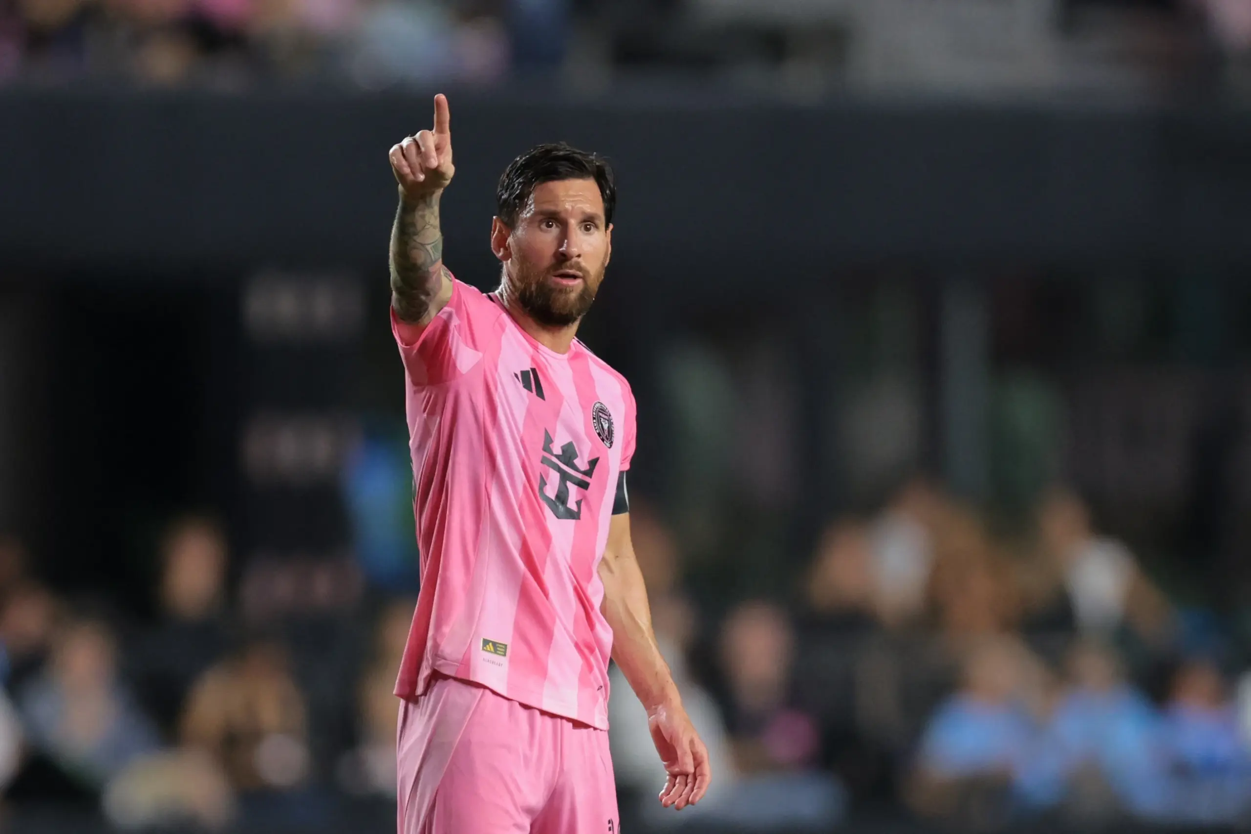 Real Madrid có 250 triệu euro để chi tiêu trong kỳ chuyển nhượng hè 2025 Messi làm điều chưa từng có ở MLS