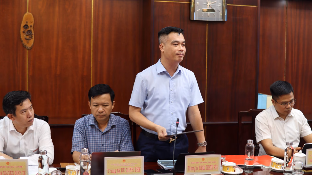 Tây Ninh tăng cường hợp tác với Viettel trong chuyển đổi số