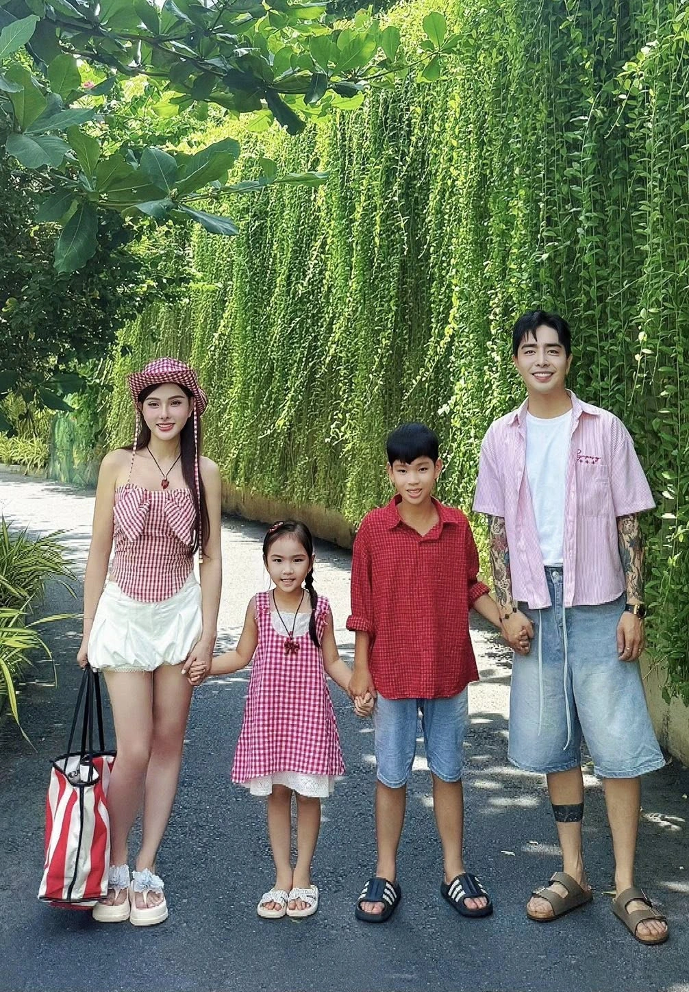 Thu Thủy và chồng kém 10 tuổi ngọt ngào 7 năm bên nhau 7 năm bên nhau ngọt ngào của thu thủy và chồng kém 10 tuổi hình ảnh 7