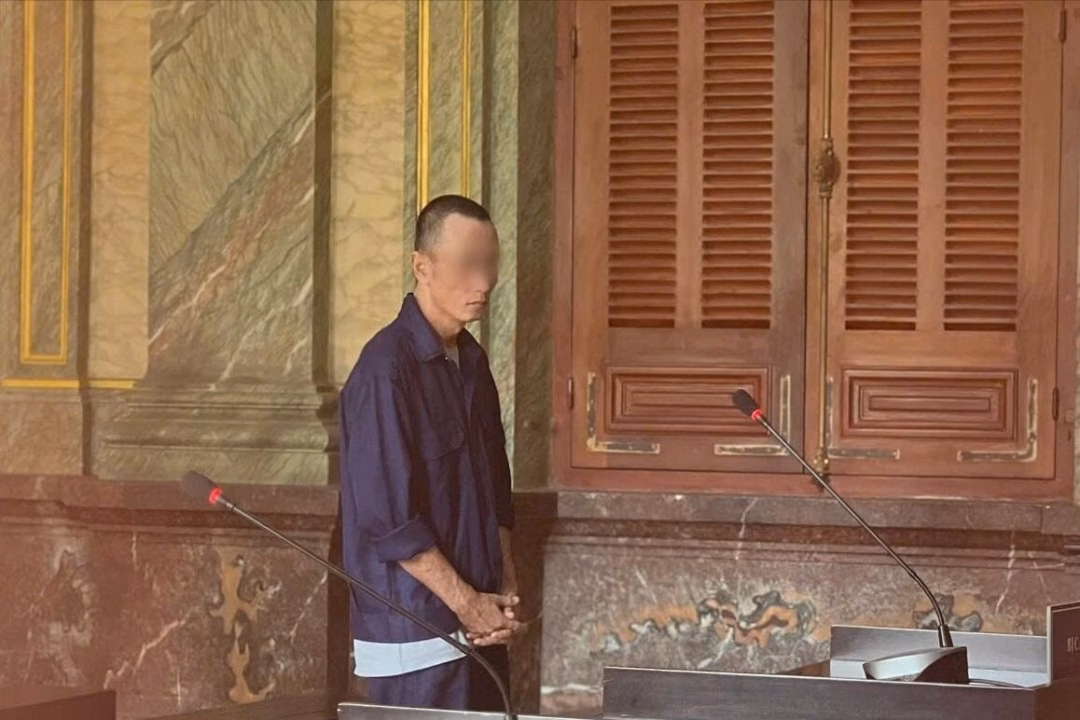 TP HCM: Tài xế ôtô tông hàng xóm bị tuyên 12 năm tù vì tội giết người 3 thanh niên lĩnh án tù từ mâu thuẫn của hai cô gái