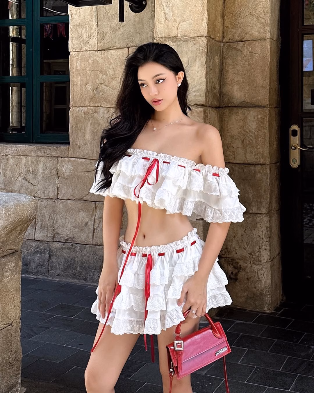 Style đường phố của founder Amelie: ‘Sách mẫu’ mặc đẹp cho chị em Cô chủ local brand Việt cực hot trên Instagram, ai follow cũng