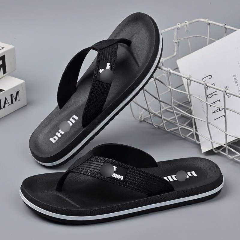 Tôi đã từng bị ngã vì dép tông trơn trượt, sau đó tôi phát hiện ra bí quyết chọn dép xỏ ngón nam an toàn