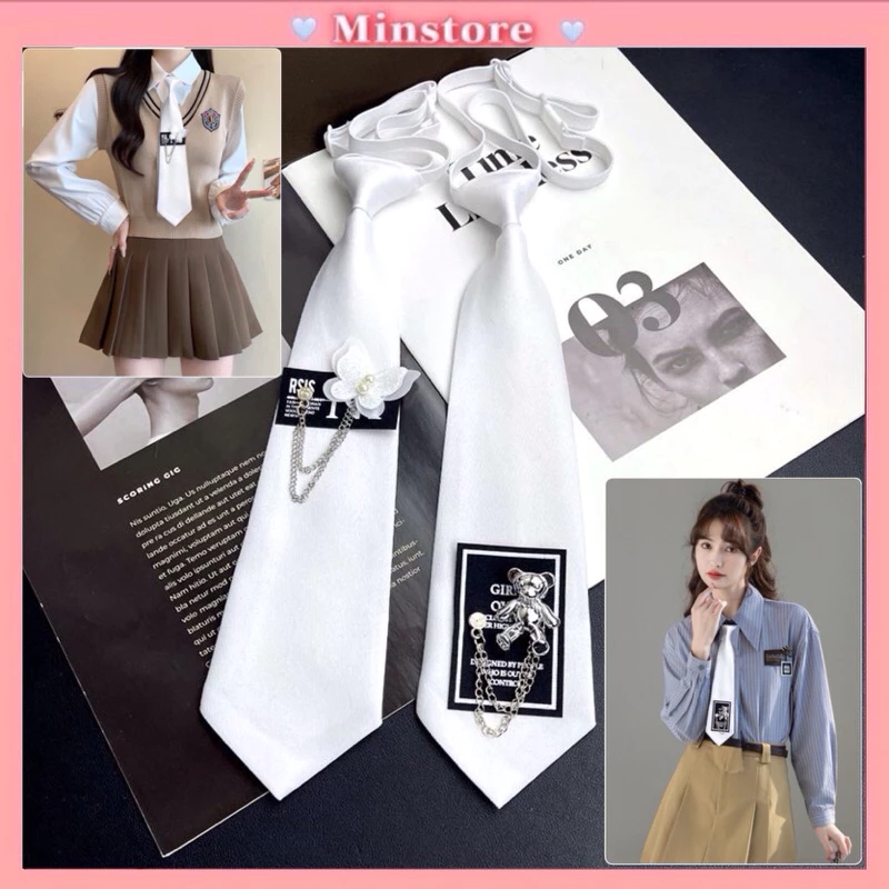 Làm thế nào để phối cà vạt màu trắng cho phong cách thời trang nam năng động mà không bị lỗi mốt?