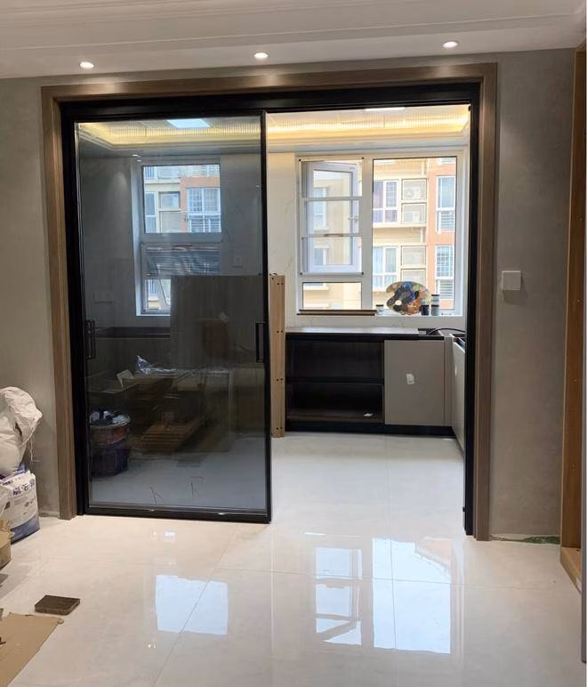 Chậu rửa lớn gi&uacute;p c&ocirc;ng việc bếp thuận lợi