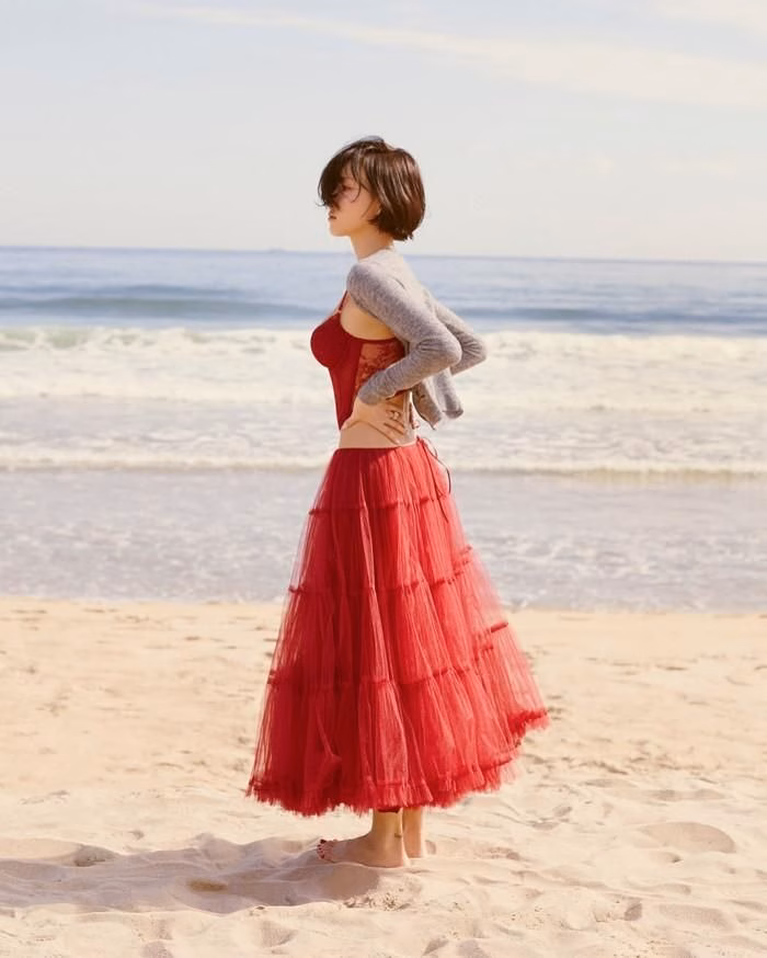 Poster quảng c&aacute;o HWASA CONCERT 2026