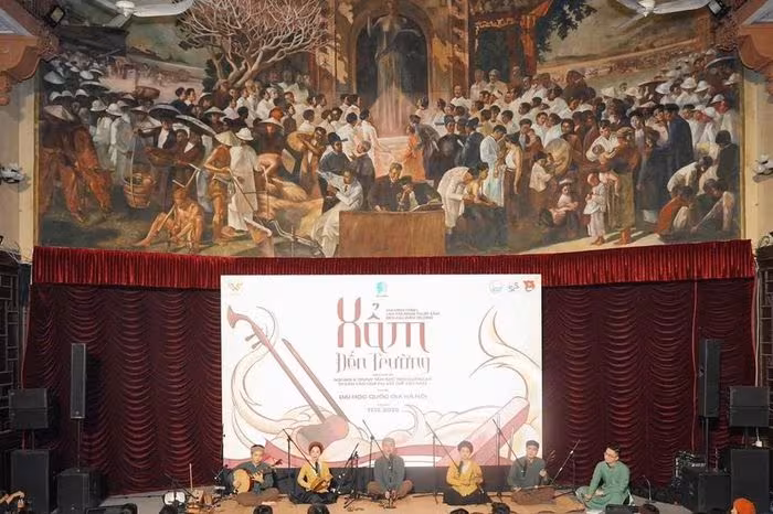 Xẩm đến trường: Tài năng trẻ đưa âm nhạc truyền thống vào đời trẻ