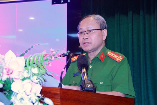 Ứng dụng VNeID mang lại lợi ích gì cho người dân và doanh nghiệp? Đại tá Ngô Như Cường, Phó Cục trưởng C06, phát biểu tại lễ công bố. Ảnh: Xuân Phú.