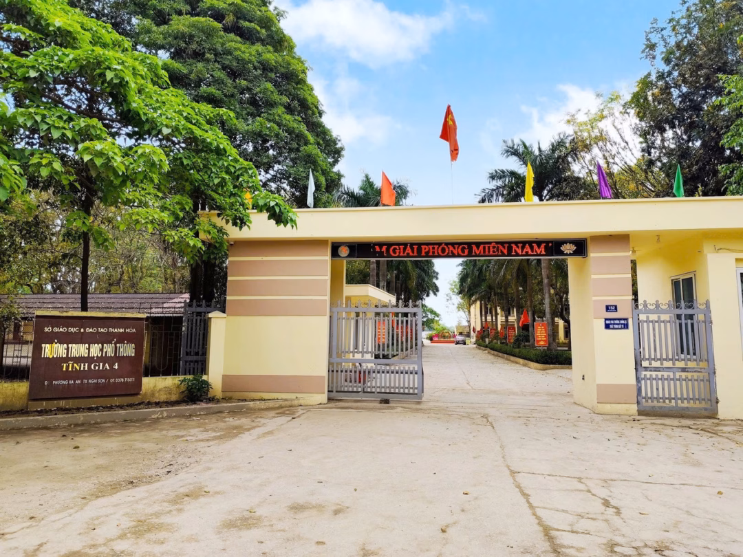 Trường THPT Tĩnh Gia 4