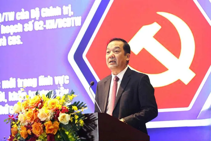 Bộ Khoa học và Công nghệ: Đổi mới mạnh mẽ trong 6 tháng đầu năm Thứ trưởng Bộ Khoa học và Công nghệ Phạm Đức Long phát biểu tại Hội nghị.