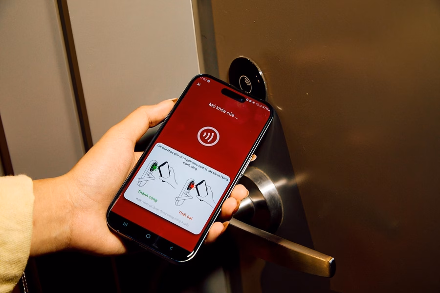 Công nghệ thông minh được Khách sạn Wink phát triển cho phép khách check-in tự động 24/24 qua ứng dụng di động và biến thiết bị cá nhân thành khoá phòng.
