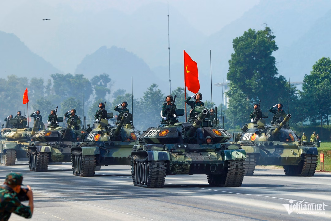 Lực lượng vũ trang nhân dân tổng hợp diễn tập mừng Quốc khánh