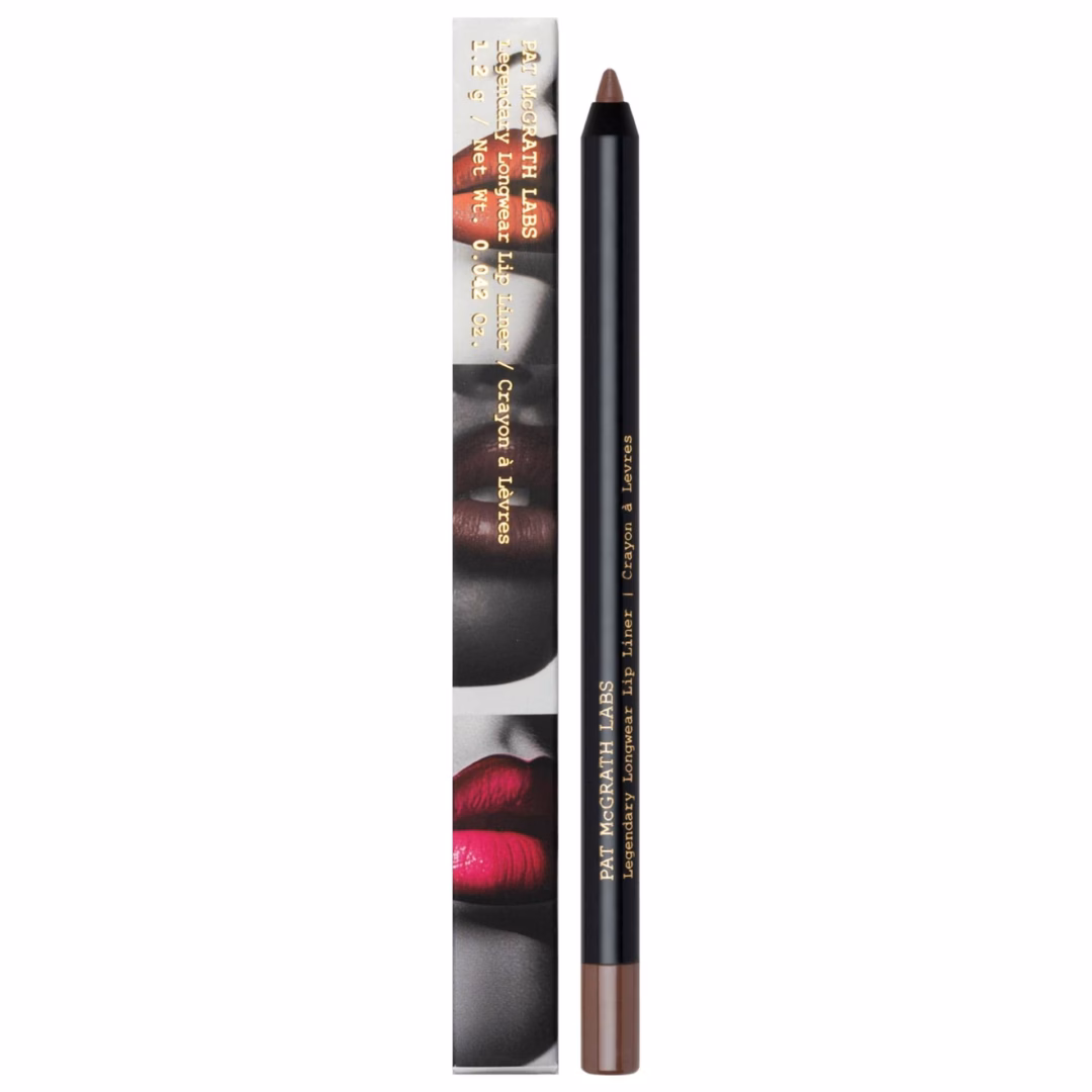 Tyla diện kiểu tóc Goddess braids đẹp mắt Legendary Longwear Lip Pencil