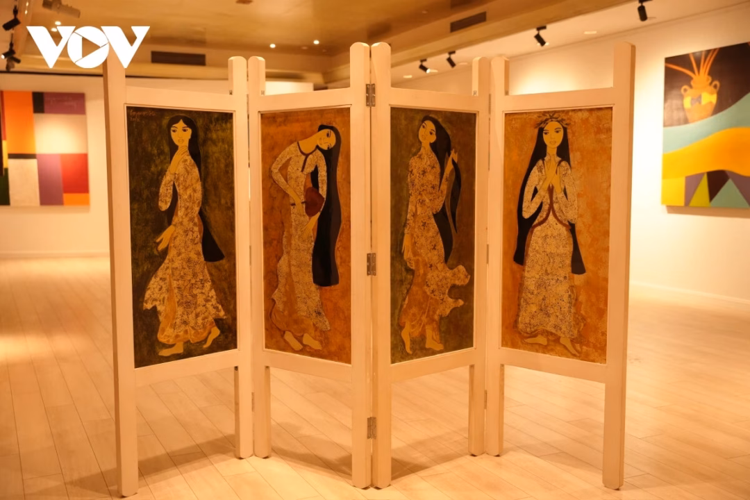 Trưng bày ‘Di sản cũ – Linh hồn mới’: Tôn vinh văn hóa và sáng tạo