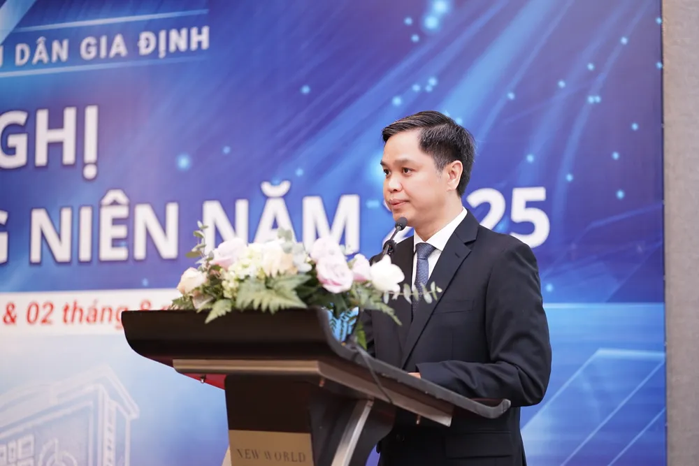 20% người bệnh đột quỵ là thanh niên: nguy cơ từ tăng huyết áp không được điều trị TS-BS Nguyễn Hoàng Hải phát biểu tại hội nghị