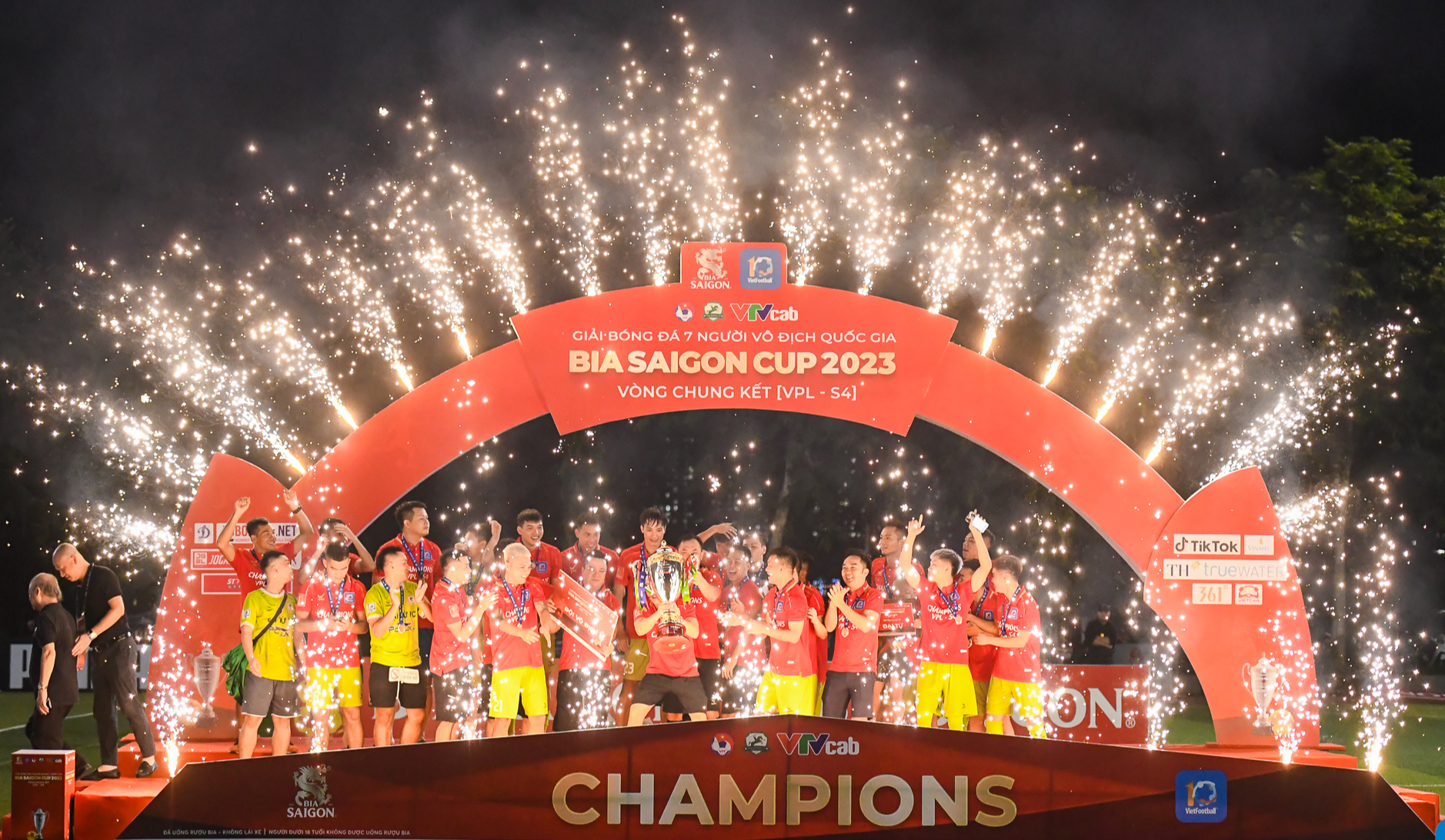 Đại Từ lên ngôi vô địch Giải bóng đá 7 người vô địch quốc gia Bia Saigon Cup 2023 Đại Từ FC đăng quang Giải bóng đá 7 người VPL-S4