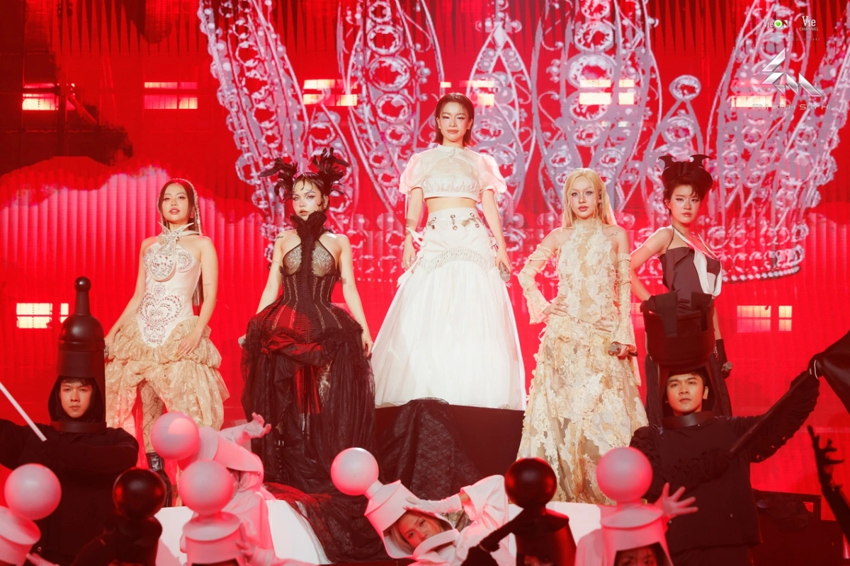 Tiết mục "Bad Liar"