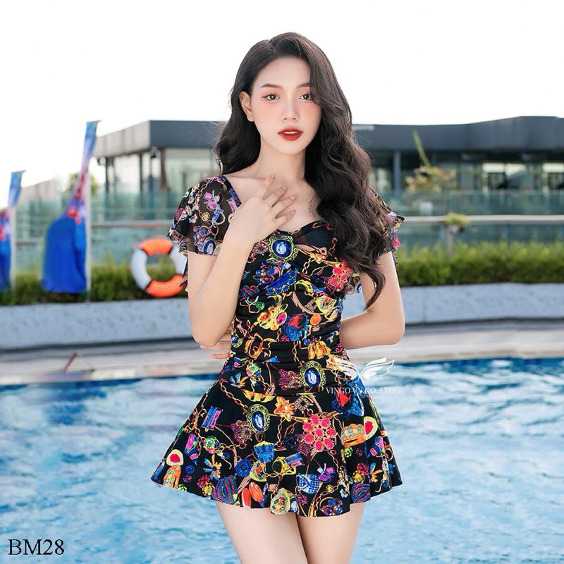 Mặc bikini liền thân cho người mới: 3 sai lầm thường gặp và cách chọn size phù hợp