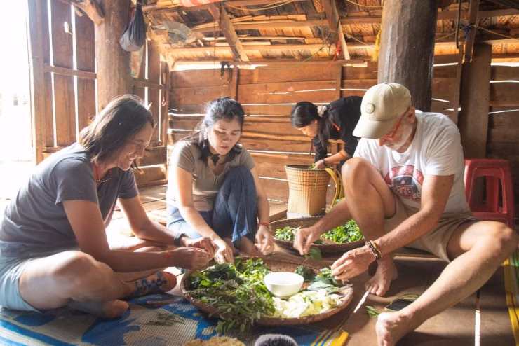 Trải Nghiệm ‘Lamborghini Ê Đê’: Xe Công Nông Đắk Lắk Hấp Dẫn Du Khách