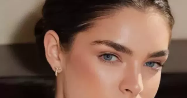 Harnaaz Sandhu & Nadia Ferreira lọt Top 100 Gương mặt Đẹp 2025 – Câu chuyện