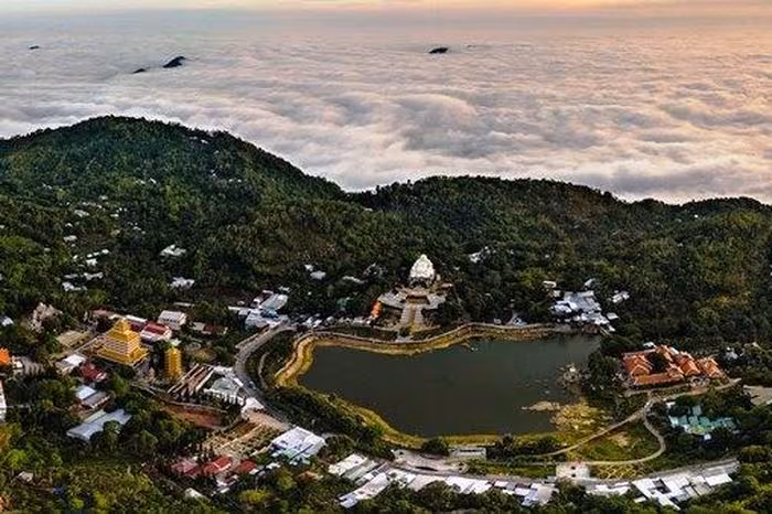 KDL Núi Cấm đề xuất chuyển giao cho xã, nâng cao an toàn du lịch