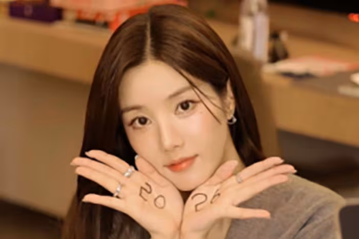 Kwon Eun Bi 2026: Nữ thần Waterbomb tỏa sáng với thời trang và bất động sản