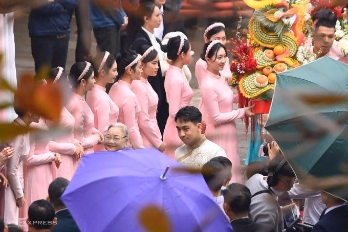 Lễ ăn hỏi của Phương Nhi v&agrave; Minh Ho&agrave;ng tại Thanh H&oacute;a