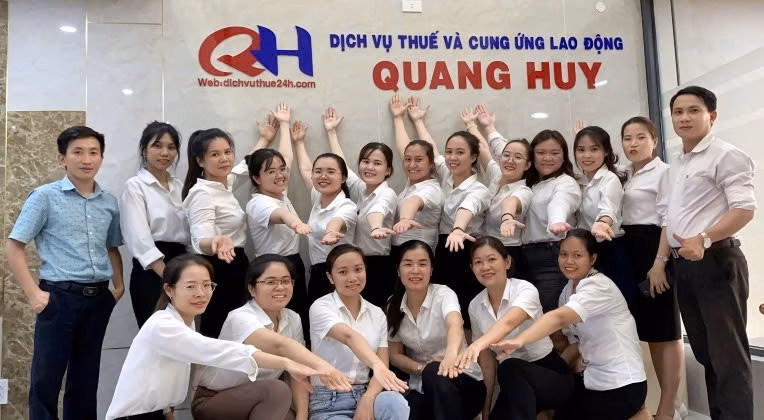 Đội ngũ nhân sự tại Công ty TNHH Dịch vụ Kế toán Thuế và Cung ứng Lao động Quang Huy Đội ngũ nhân sự tại Công ty TNHH Dịch vụ Kế toán Thuế và Cung ứng Lao động Quang Huy