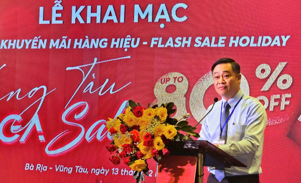 Lễ khai mạc sự kiện khuyến mãi hàng hiệu Ông Phạm Quang Nhật, Giám đốc Sở Công thương tỉnh Bà Rịa - Vũng Tàu phát biểu tại lễ khai mạc
