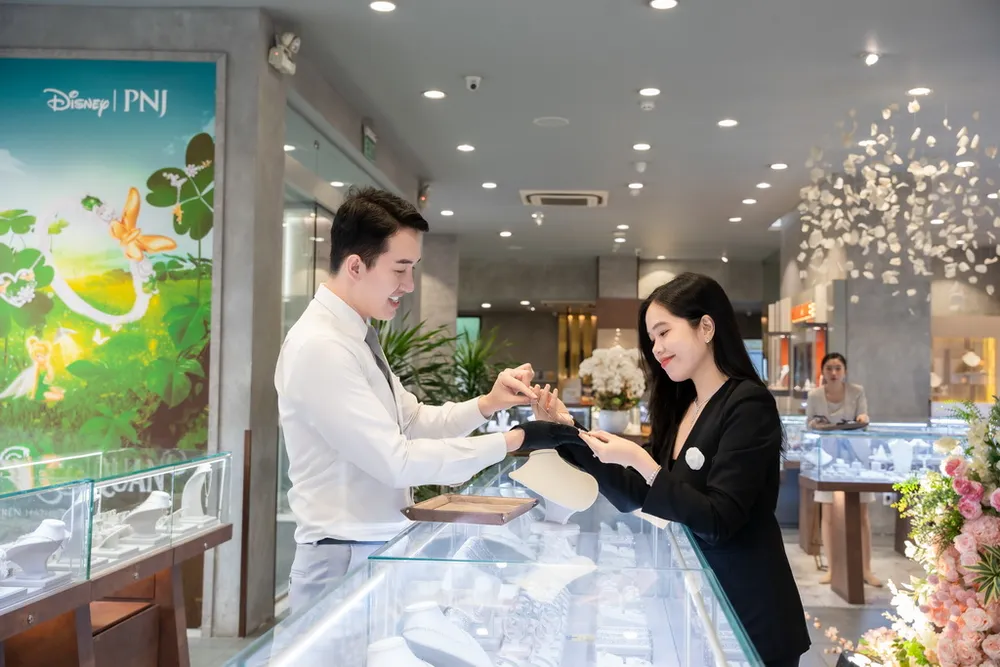 PNJ tiếp tục là một trong những doanh nghiệp kinh doanh hiệu quả nhất PNJ vào nhóm 50 doanh nghiệp kinh doanh hiệu quả nhất Việt Nam