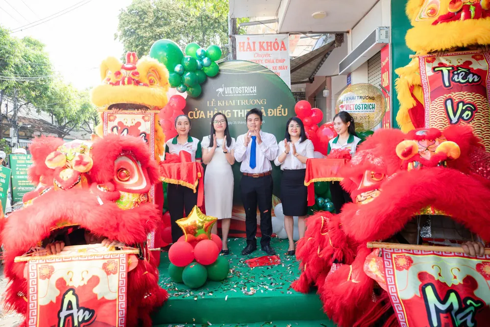 Khai trương cửa hàng thịt đà điểu VietOstrich Khai trương cửa hàng thịt đà điểu VietOstrich