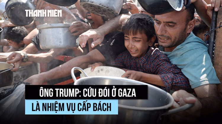 Tổng thống Trump lên tiếng về nạn đói ở Gaza, kêu gọi cộng đồng quốc tế hỗ trợ Một cậu bé chờ nhận thức ăn ở bếp từ thiện tại Gaza hôm 28.7