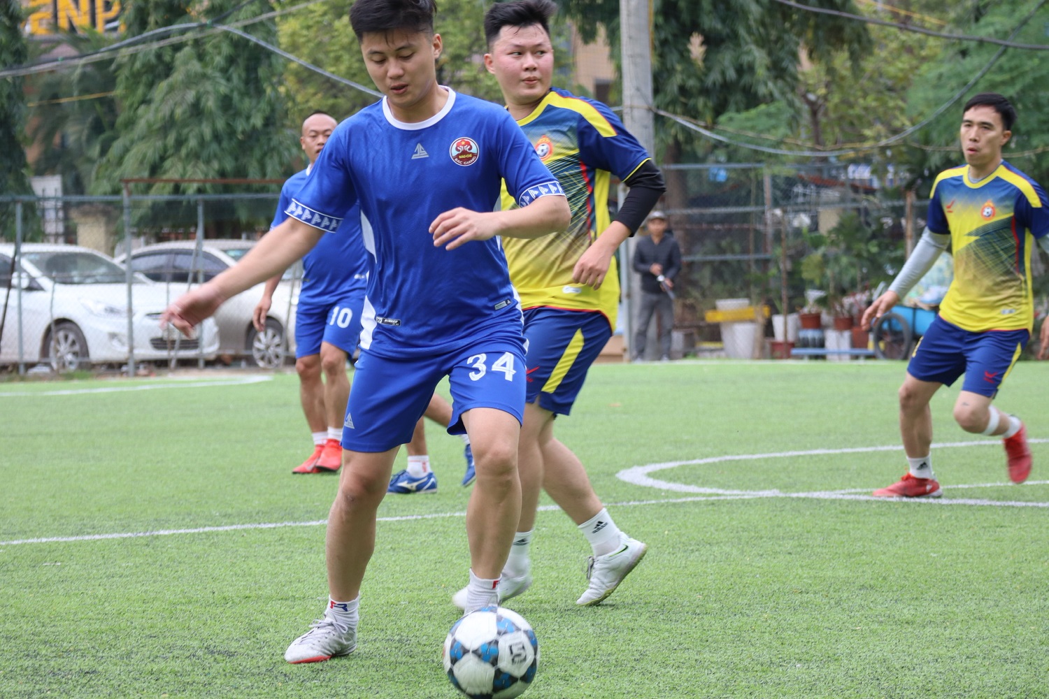 Bắc Giang càng chơi càng hay và các bàn thắng đến liên tục như một lời khẳng định về sức mạnh của họ. 