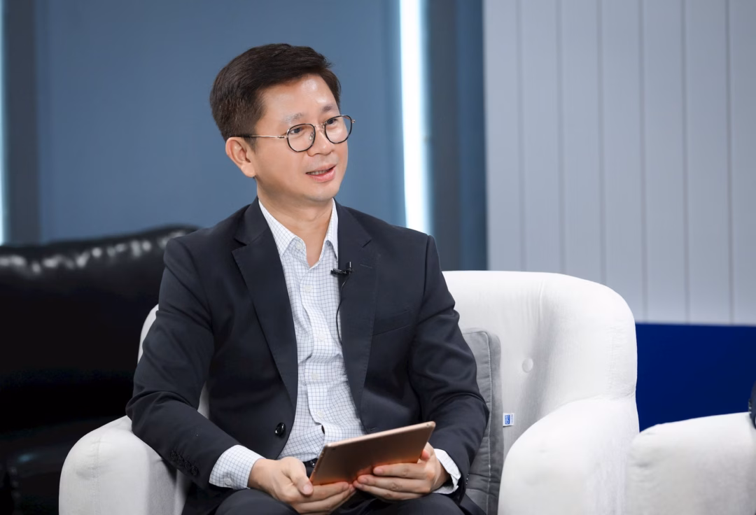 Talkshow: 25 năm thị trường chứng khoán – Thời điểm vươn mình Ông Nguyễn Đức Hùng Linh.