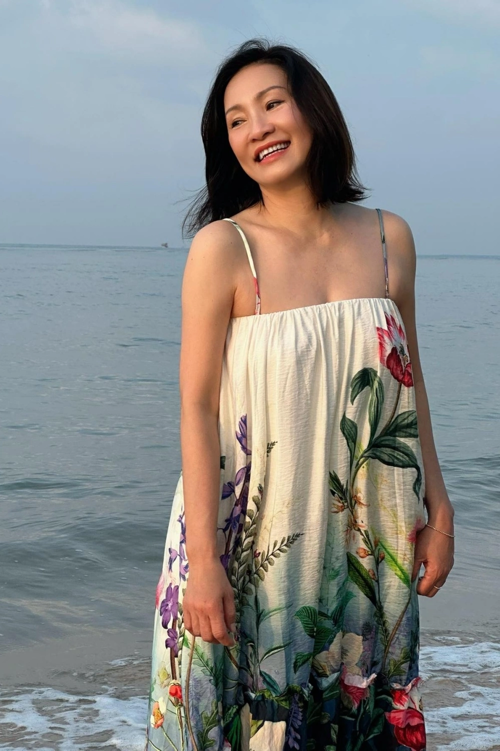 Hồng Đào phủ nhận kết hôn lần hai, tận hưởng cuộc sống độc thân hạnh phúc