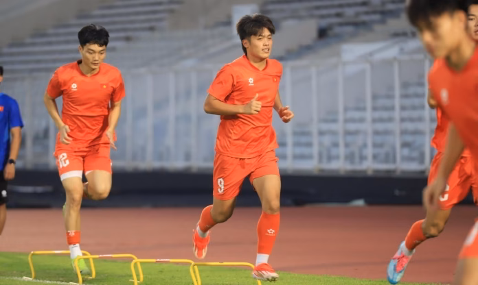 U23 Việt Nam quyết chiến U23 Indonesia: Tìm lại cảm giác ghi bàn và cải thiện dứt điểm Ngôi sao hàng đầu U23 Việt Nam báo tin vui cho HLV Kim Sang Sik