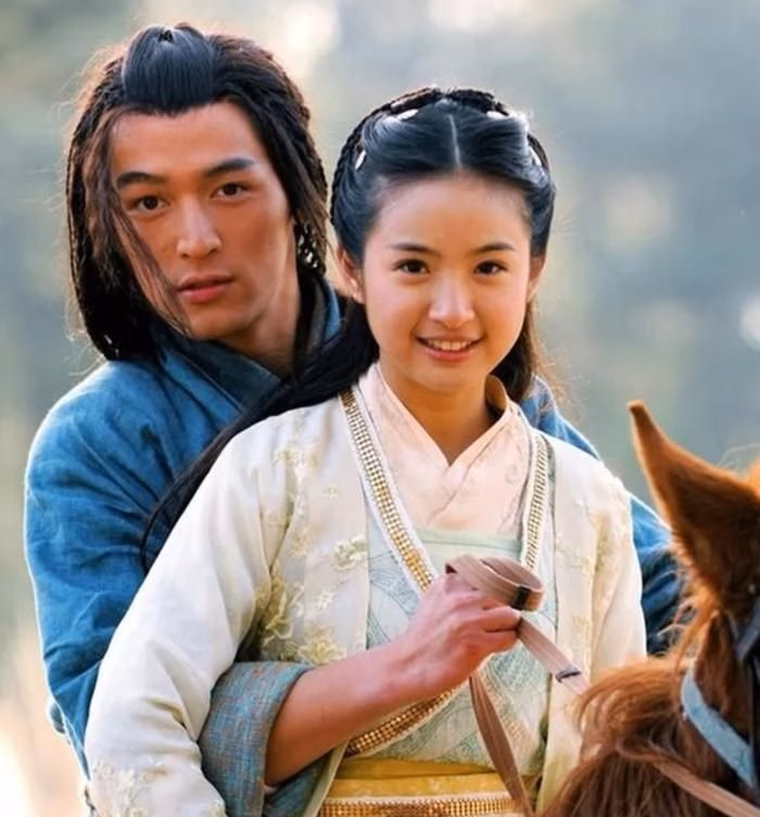 Qu&aacute;ch Tĩnh v&agrave; Ho&agrave;ng Dung - sức mạnh c&acirc;n bằng giữa ph&ograve;ng thủ v&agrave; tấn c&ocirc;ng