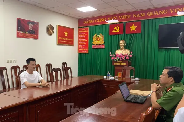 Phan Công Khanh tại Cơ quan điều tra.