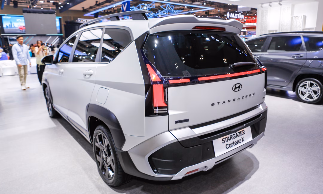 Hyundai Stargazer nâng cấp ra mắt với phiên bản Cartenz
