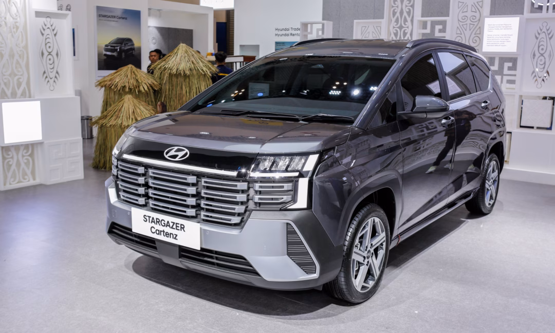 Hyundai Stargazer nâng cấp ra mắt với phiên bản Cartenz