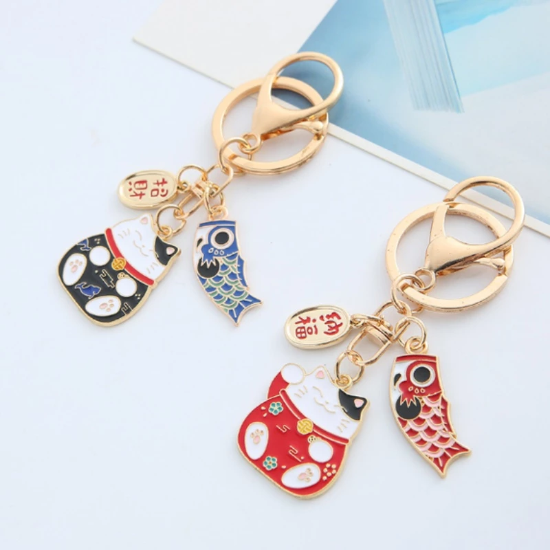 Móc khóa mèo thần tài may mắn có thực sự mang lại may mắn như lời đồn?