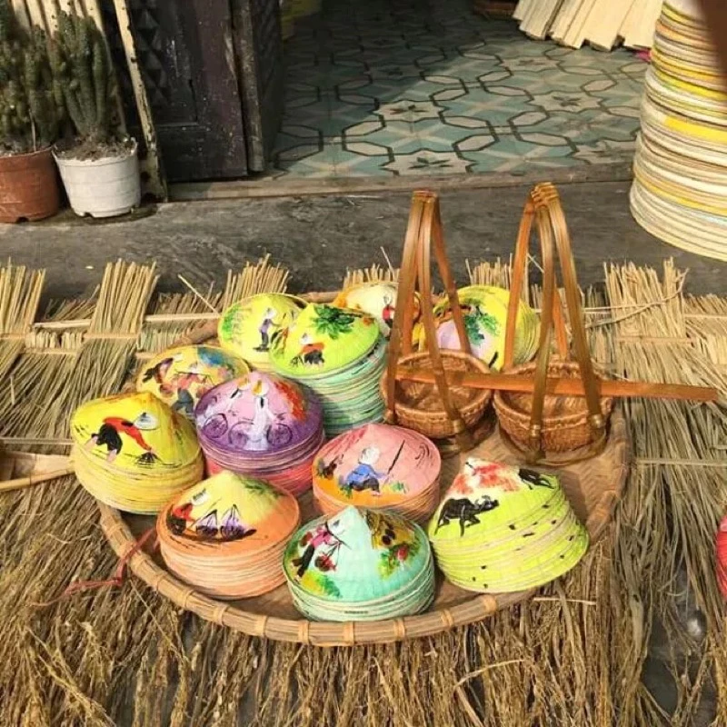 Mua nón lá vẽ mini về làm decor mà không biết điều này thì chỉ có ‘ném tiền qua cửa sổ’ thôi