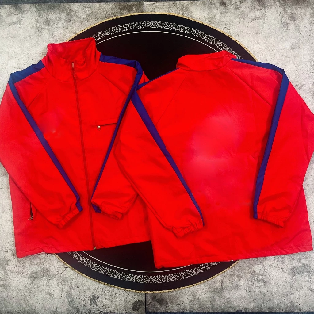 Áo Khoác Phượt Dù 2 Lớp Có Thực Sự Tốt Như Quảng Cáo? Tôi Đã Thử Và Cái Kết