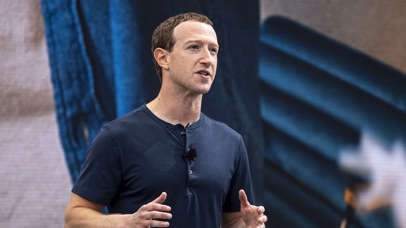 Mark Zuckerberg Mark Zuckerberg tại một sự kiện