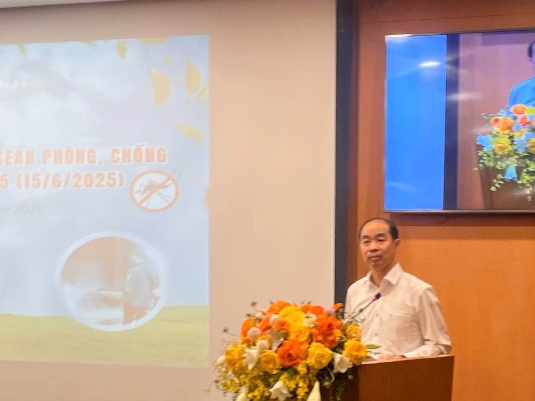 Tiến sĩ, bác sĩ Nguyễn Đình Hưng - Phó Giám đốc Sở Y tế Hà Nội Tiến sĩ, bác sĩ Nguyễn Đình Hưng - Phó Giám đốc Sở Y tế Hà Nội