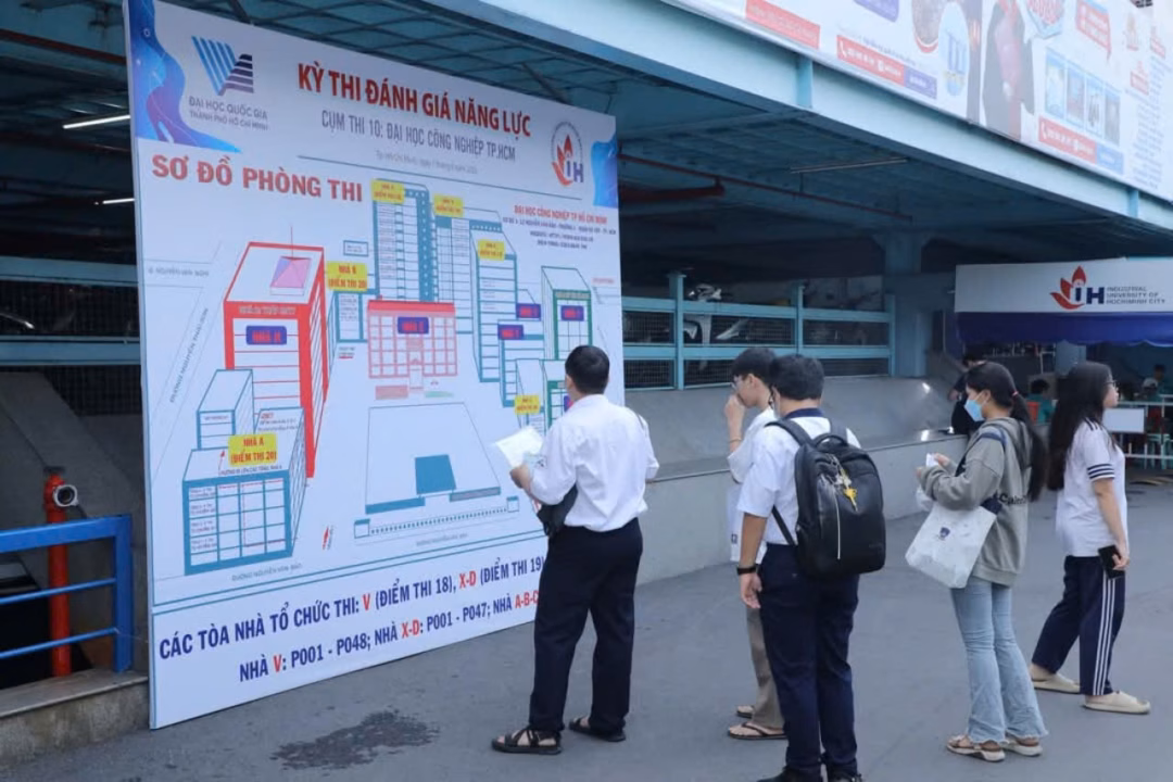 Thí sinh dự thi đánh giá năng lực Thí sinh dự thi