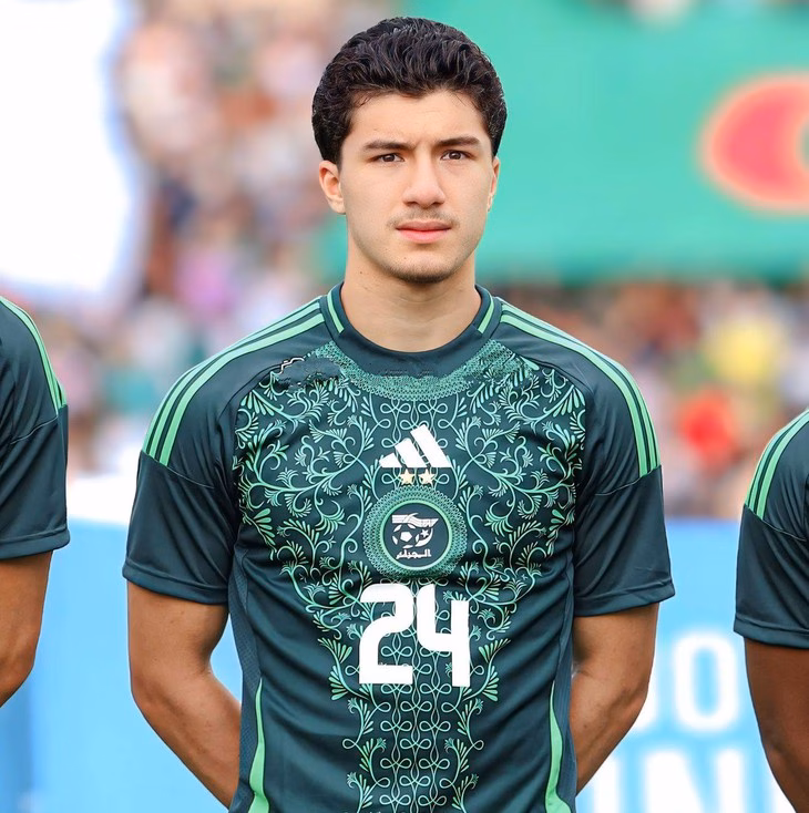 Ibrahim Maza chọn Algeria Ibrahim Maza chọn Algeria