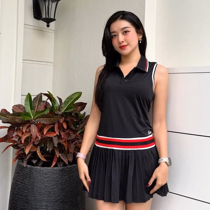 &Aacute; hậu Huyền My tập thể thao trong thời gian nghỉ ngơi