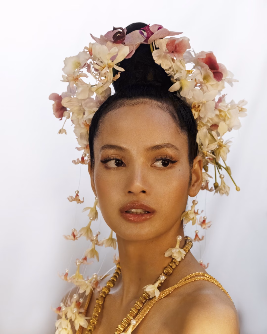 Lisa trong The White Lotus3