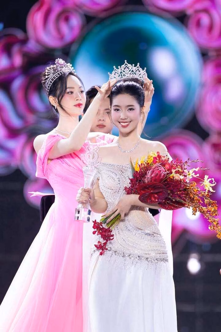Trần Ngọc Châu Anh trở thành Á hậu 1 Hoa hậu Việt Nam 2024 Trần Ngọc Châu Anh trở thành Á hậu 1 Hoa hậu Việt Nam 2024