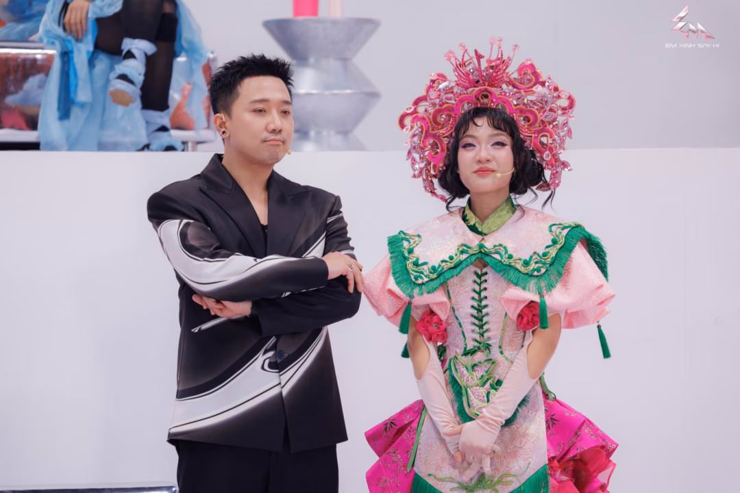 Chi Xê - Hiện tượng cảm xúc trong cuộc thi Em Xinh Say Hi Chi Xê - Hiện tượng cảm xúc trong cuộc thi Em Xinh Say Hi